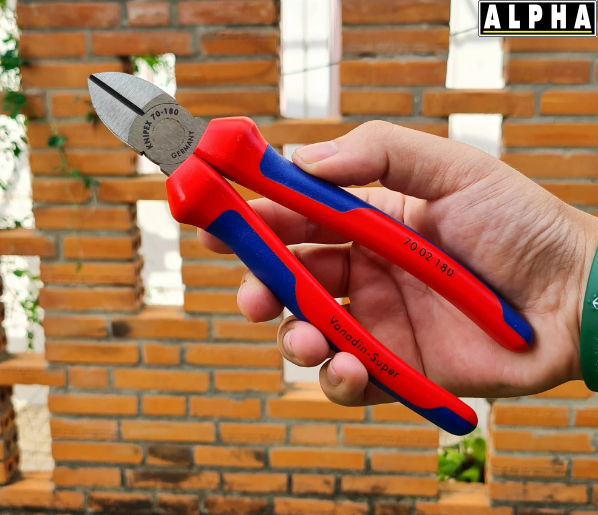 Kìm Cắt Mũi Thon KNIPEX 7002180