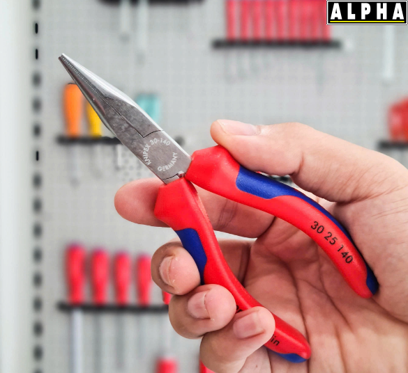 Kìm Kẹp Mũi Dài KNIPEX 30 25 140