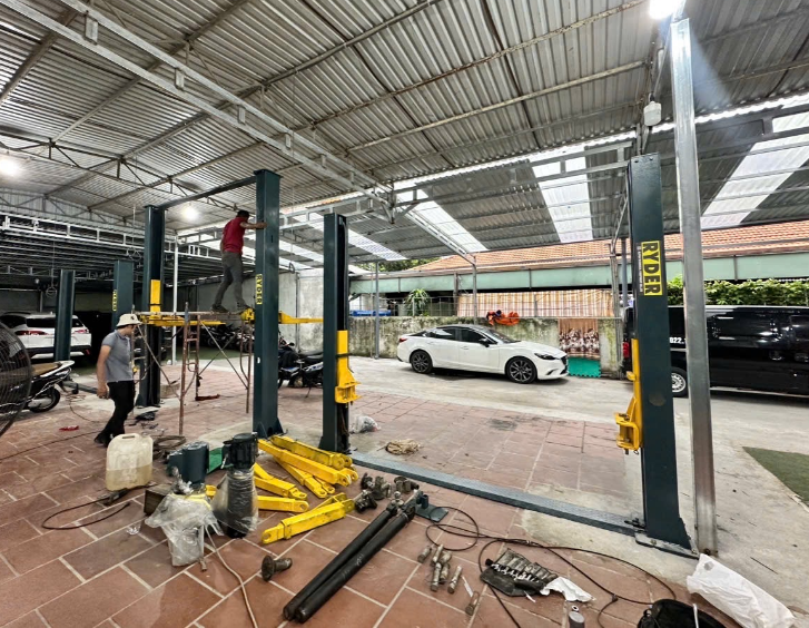 DỊCH VỤ DI DỜI VÀ THÁO LẮP CẦU NÂNG 2 TRỤ SỬA XE