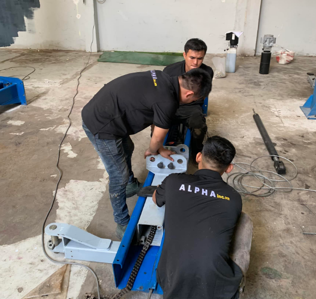 DỊCH VỤ DI DỜI VÀ THÁO LẮP CẦU NÂNG 2 TRỤ RỬA XE